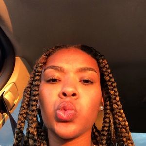 Meet your Posher, Janet